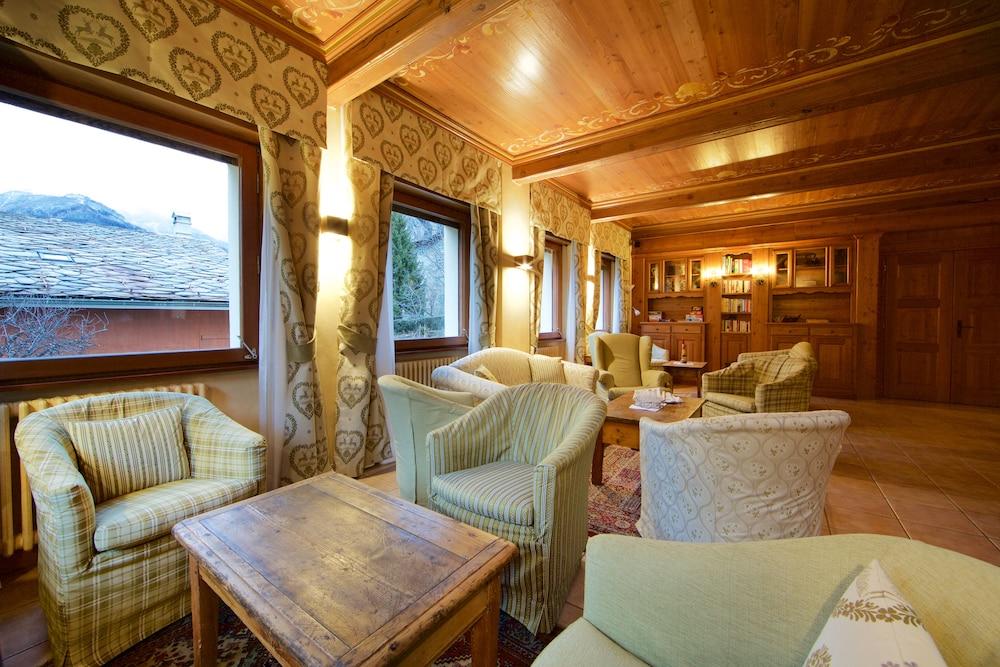 Hotel Croux Courmayeur Exterior foto